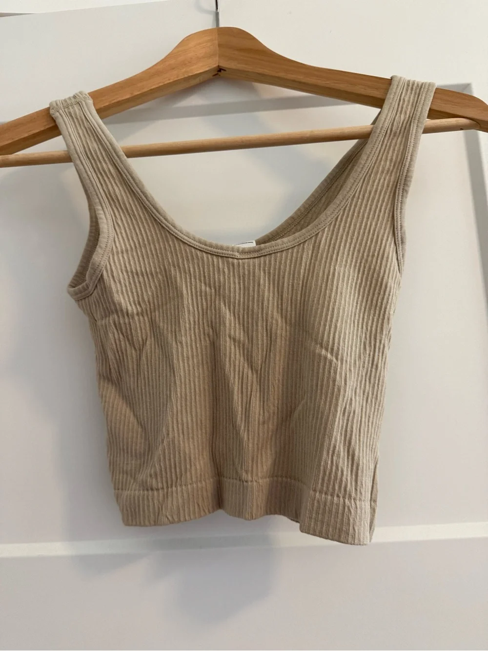 Cream Yoga Ribbed V-Neck Crop Tank - Cream